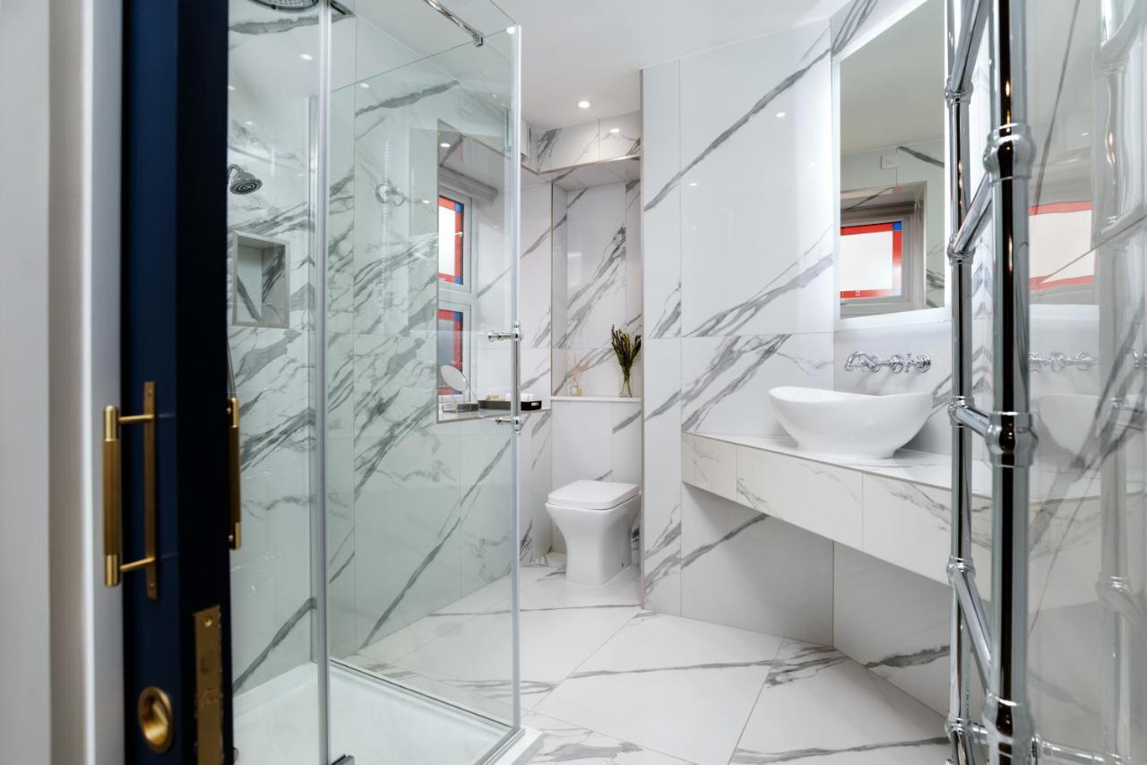 Relax In Super Size Copper Tub - 2 Bedroom Villa Inverness Dış mekan fotoğraf